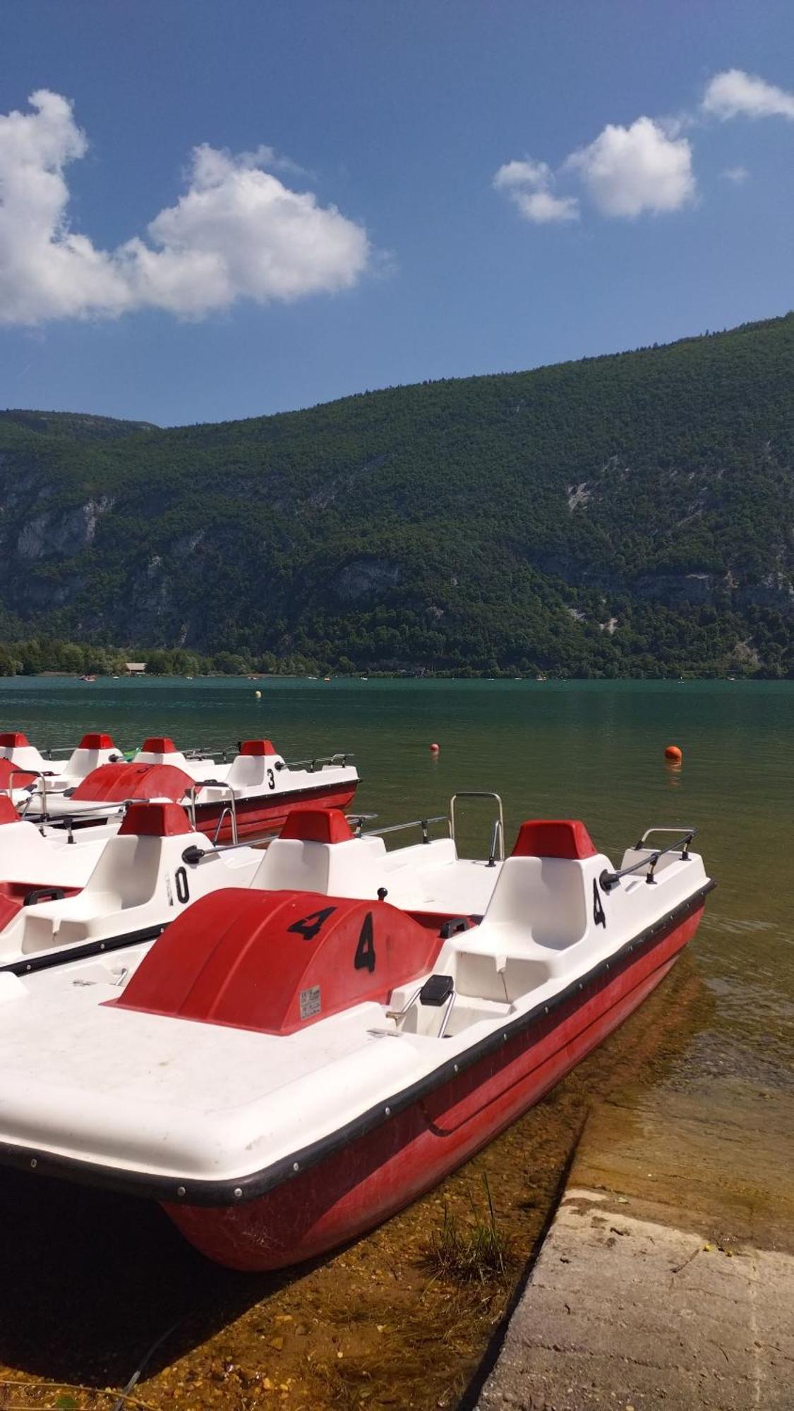 Camping Le Hameau Des Pecheurs * Novalaise