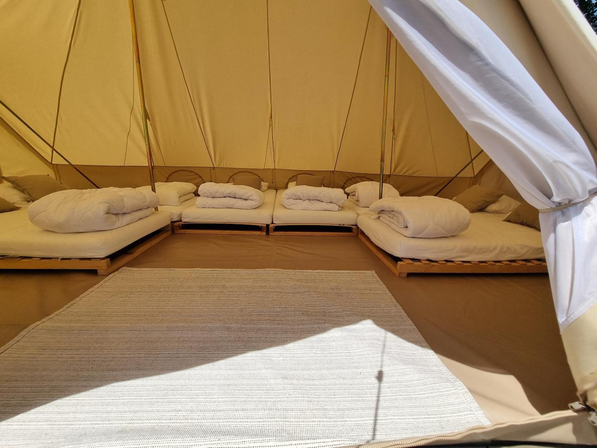 Camping Le Hameau Des Pecheurs *
