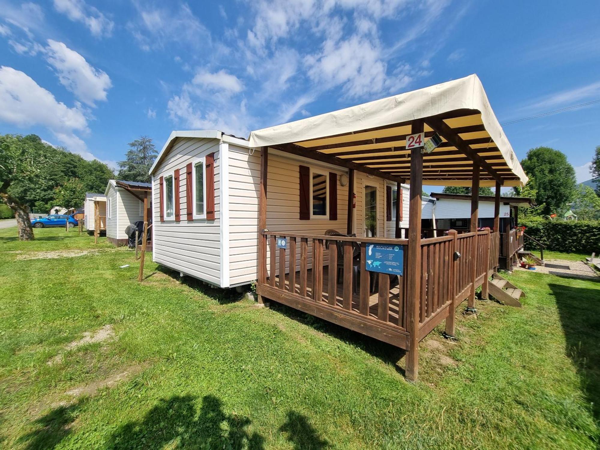 Camping Le Hameau Des Pecheurs Novalaise