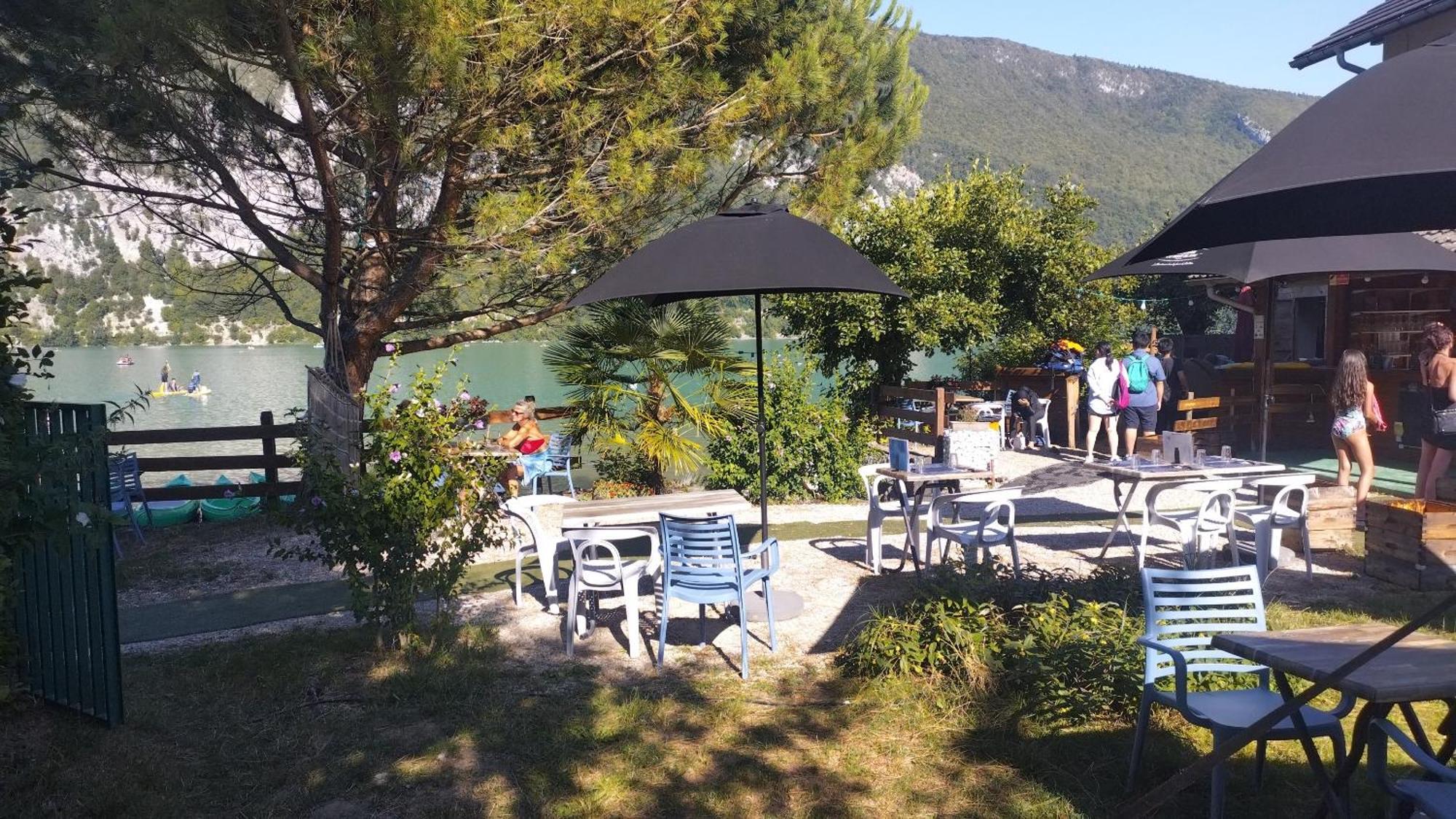 Camping Le Hameau Des Pecheurs Novalaise